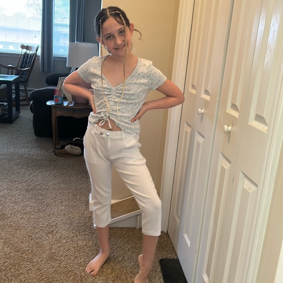 Low rise stretch capris - Picture 11 of 12